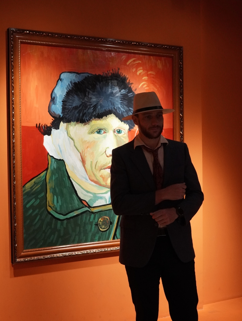phong-trung-bay-van-gogh-khu-vuc-co-ban